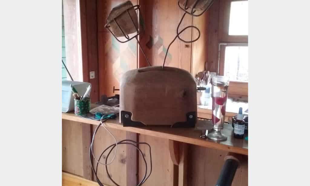 Sculpture Valais – 3e Âge de Fer – Catégorie : Fer et Bois – Titre : Grille-pain des années 50 – Image à la Une Sculpture Valais - 3e Âge de Fer - Catégorie : Fer et Bois - Titre : Grille-pain des années 50 - Image à la Une