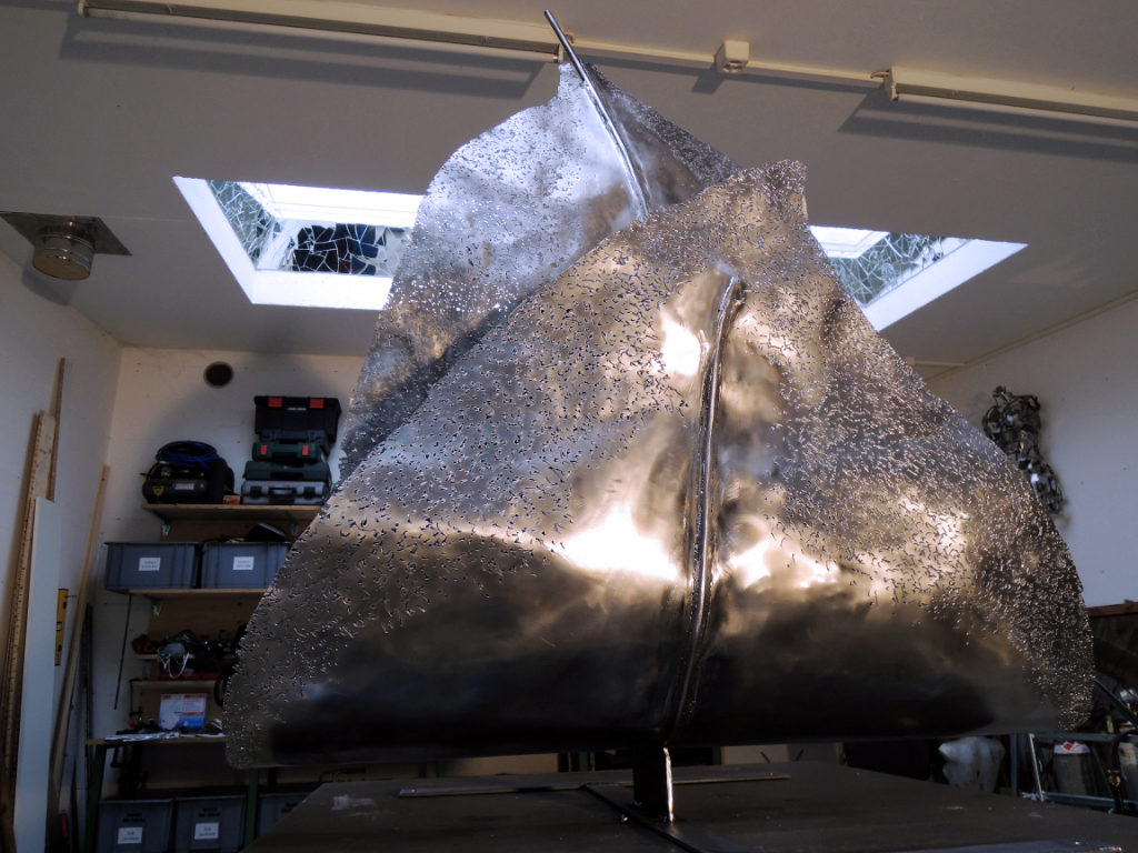 Sculpture Valais – 3e Âge de Fer – Catégorie : Fer – Titre : Feuille – Image à la Une Sculpture Valais - 3e Âge de Fer - Catégorie : Fer - Titre : Feuille - Image à la Une