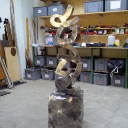 Sculpture Valais - 3e Âge de Fer - Catégorie : Fer - Titre : Rêver - En pleine réalisation, sans le papillon